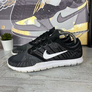 Nike Flex Adapt TR Womens Shoes Sneakers Size 6.5 Black White Running 831579-001